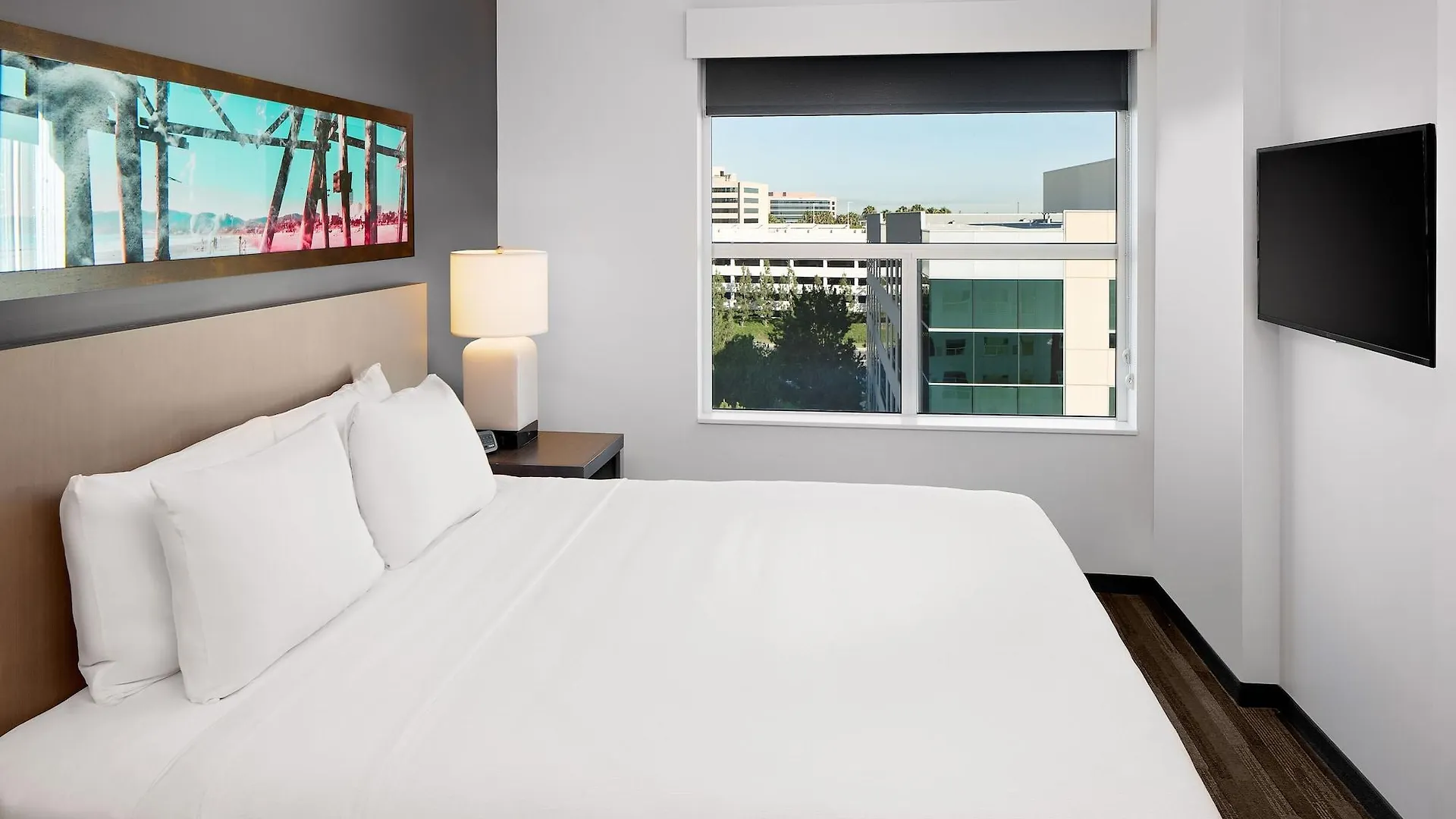 Hyatt House Irvine/John Wayne Airport Hotel  Irvine