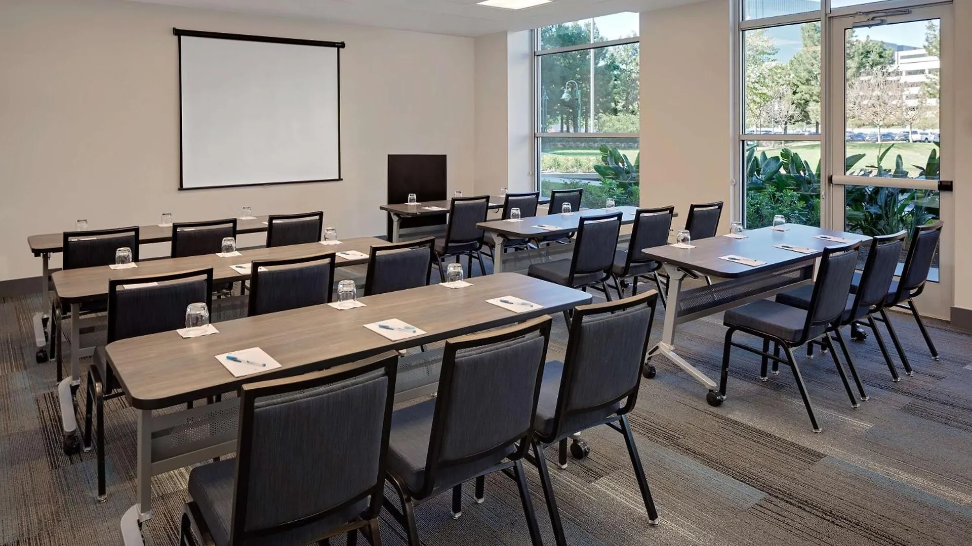 Hyatt House Irvine/John Wayne Airport Hotel